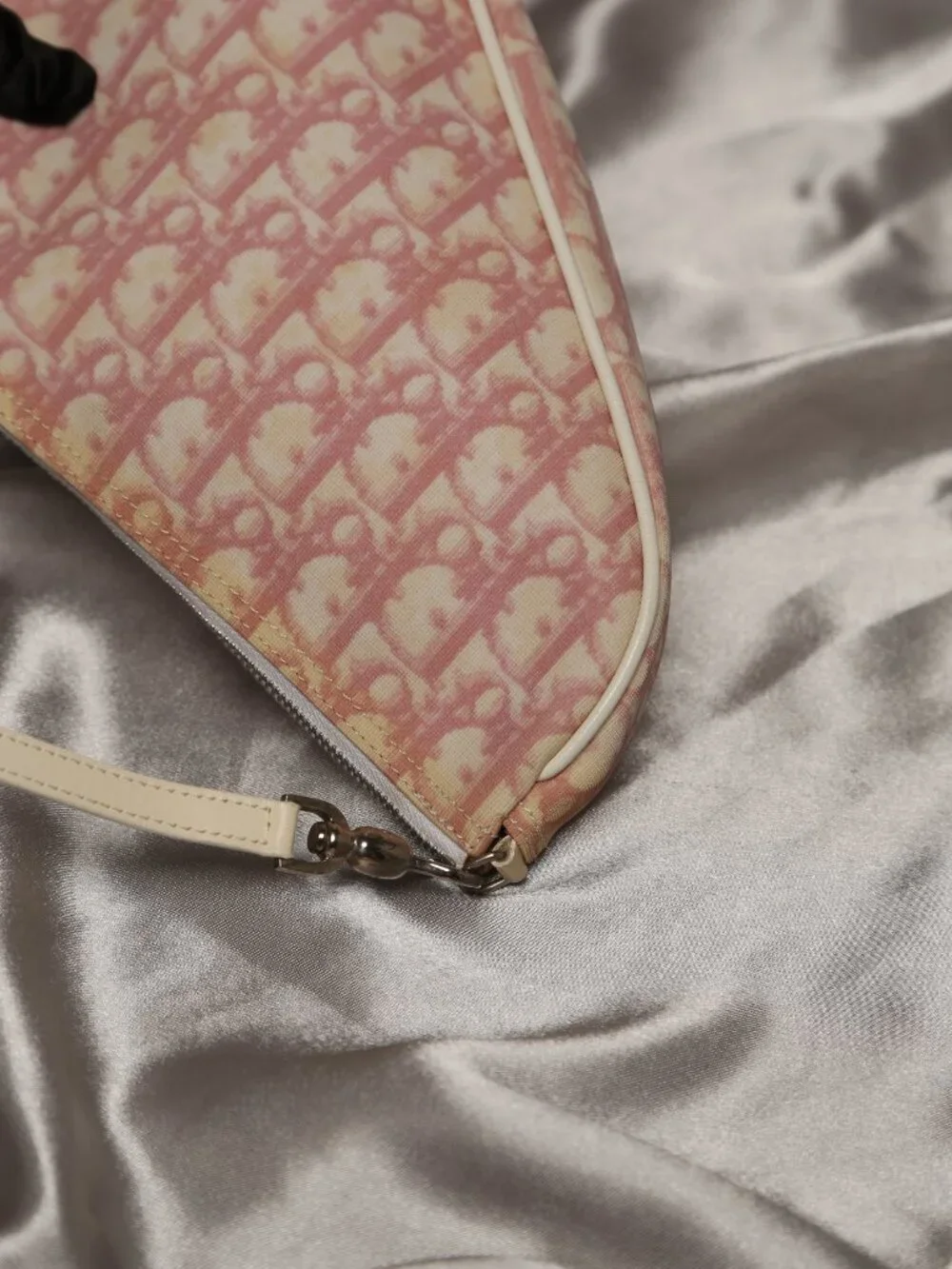 Y2K CHRISTIAN DIOR Pink Saddle Bag - Picture 6 of 11